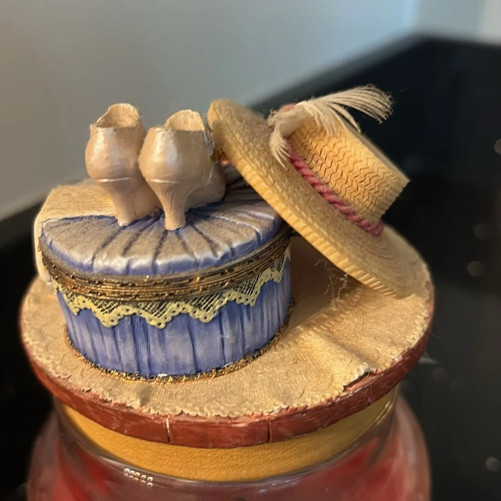 Vintage Yankee Candle Victorian Shabby Chic Hat, Gloves, Feminine Candle Topper - Picture 3 of 10